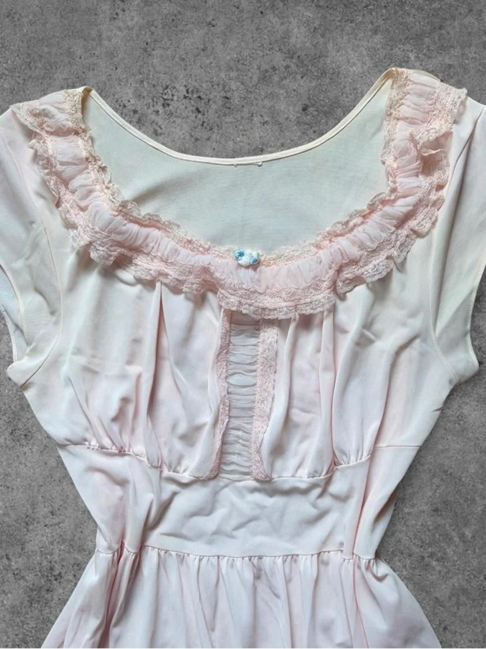 Pink Coquette Night Gown - Picture 3 of 4